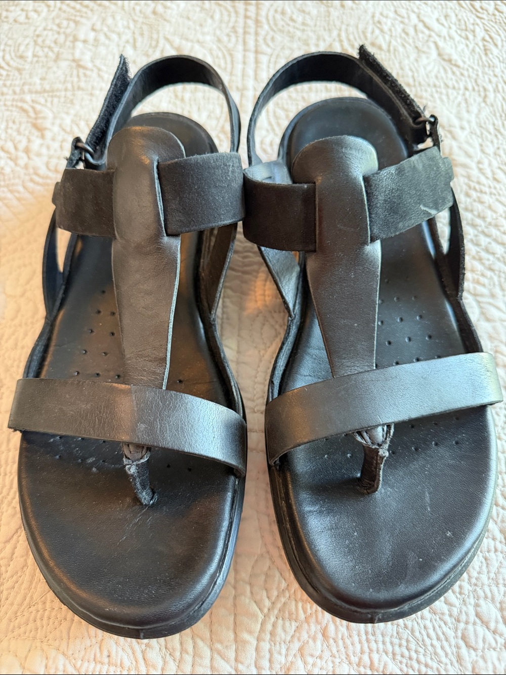 Womens Black Leather ECCO Sandals Sz 8 good condition